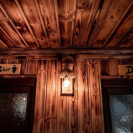 ホテル Complex Stefanesti Bozovici エクステリア 写真