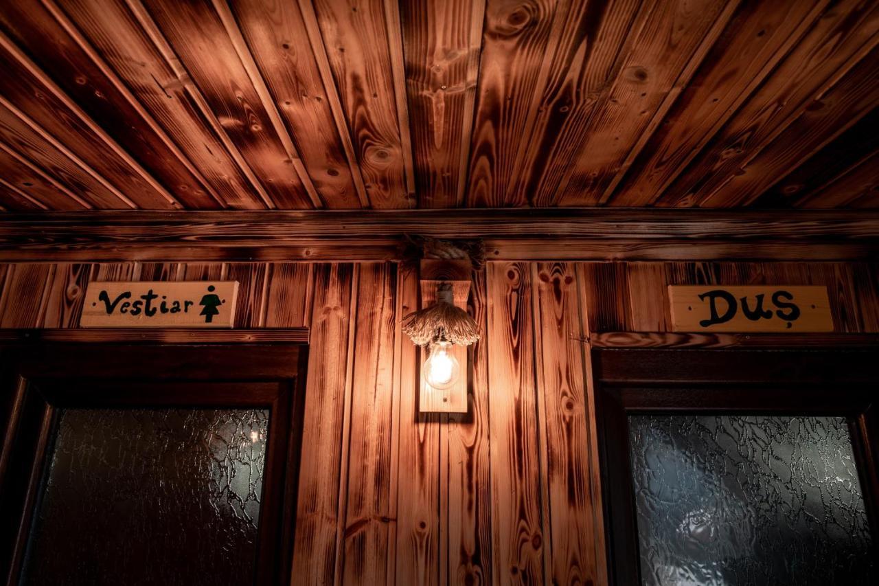ホテル Complex Stefanesti Bozovici エクステリア 写真